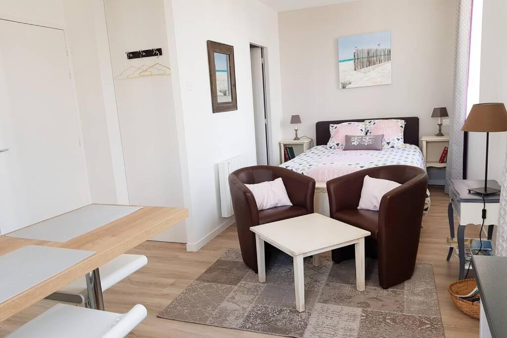 Studio Cosy Les Roses Tremieres 3 Etoiles Centre Plouharnel Proche Mer Bagian luar foto